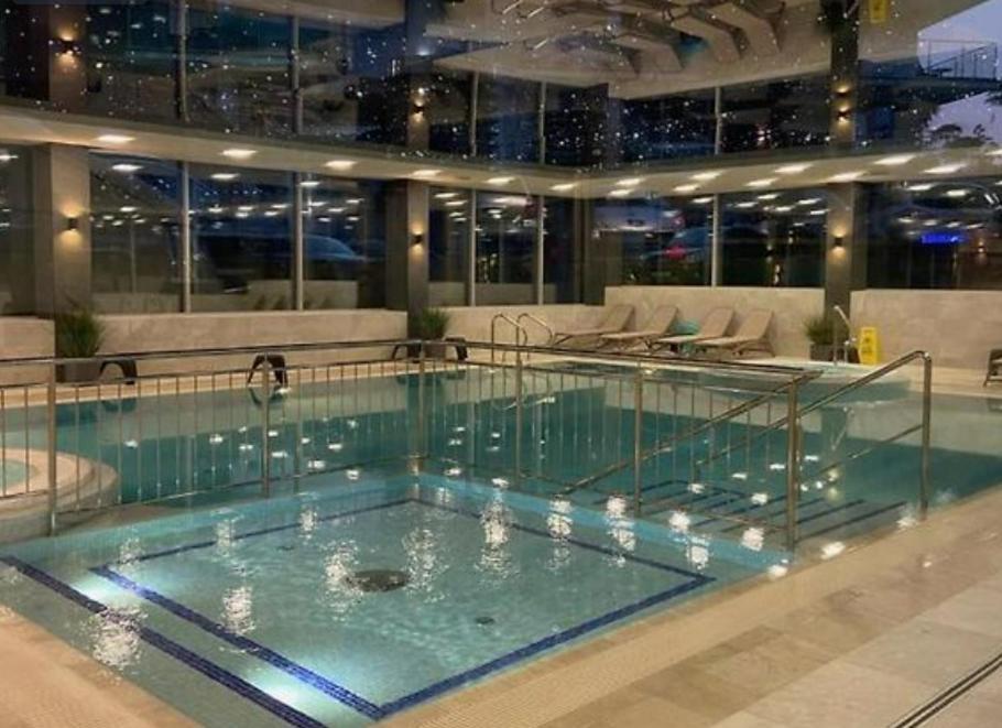 Z Widokiem Na Morze Apartment Ревал Екстериор снимка